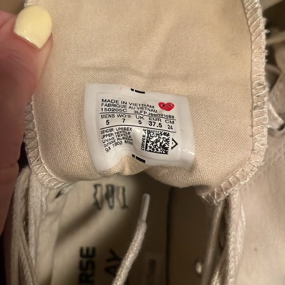 Converse x Comme des Garçons PLAY Chuck 70 High Top - Picture 11 of 11